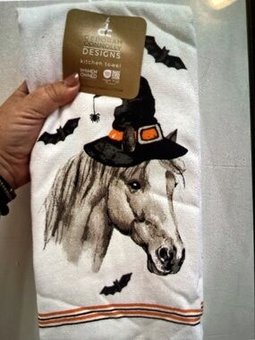 New Deborah Connolly Halloween Kitchen Towels - horse with witch hat-3 pk